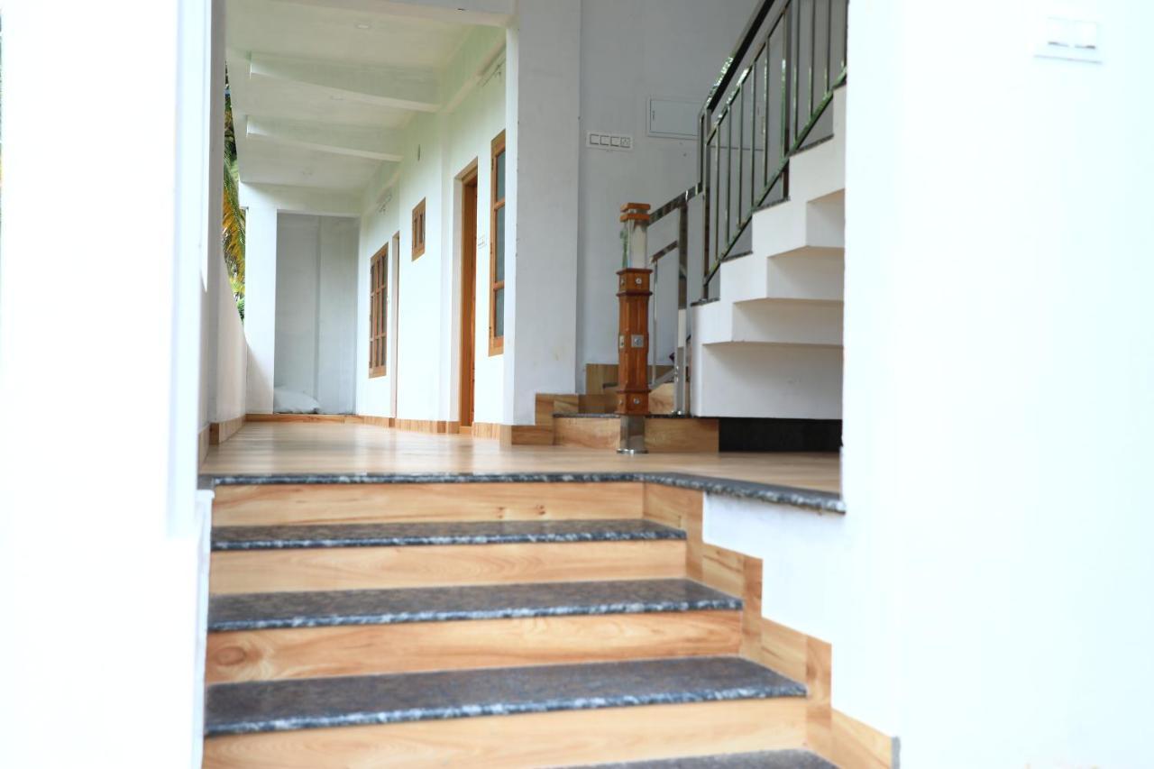 Water Gate Tourist Home And Resorts Mundrothuruth Extérieur photo