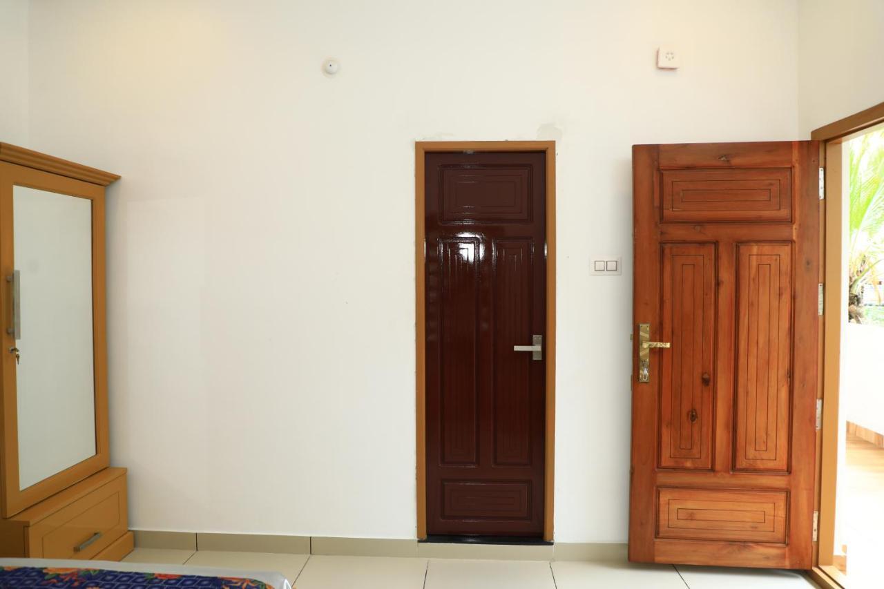 Water Gate Tourist Home And Resorts Mundrothuruth Extérieur photo