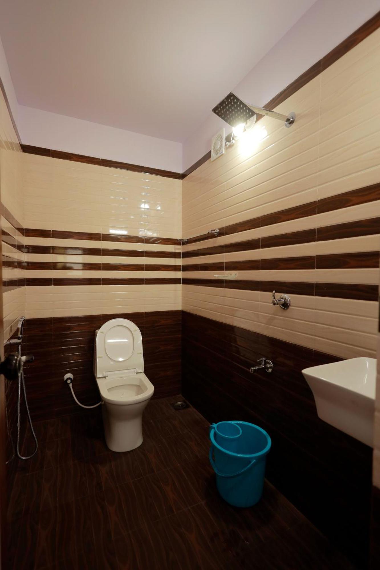 Water Gate Tourist Home And Resorts Mundrothuruth Extérieur photo